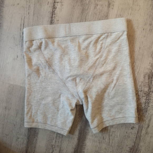 SKIMS Cotton Light Gray Boxer Briefs 5" - Picture 3 of 5